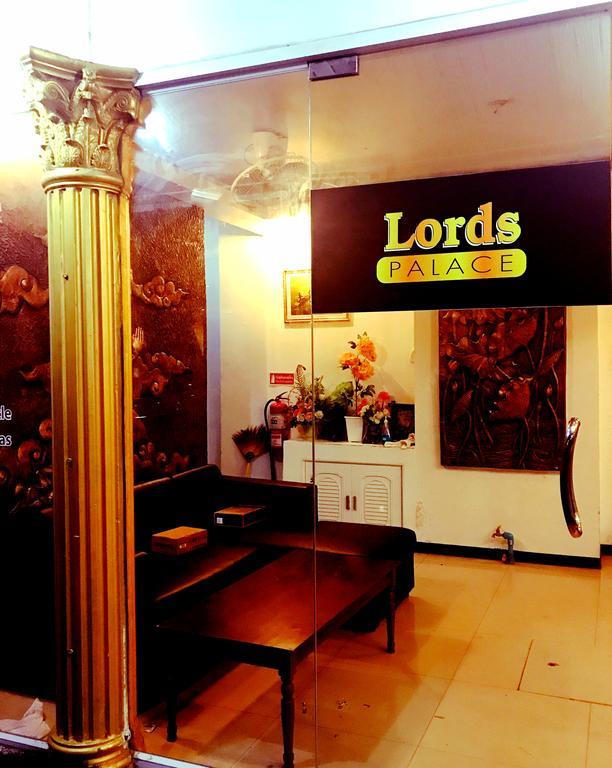 Lords Palace Patong Luaran gambar